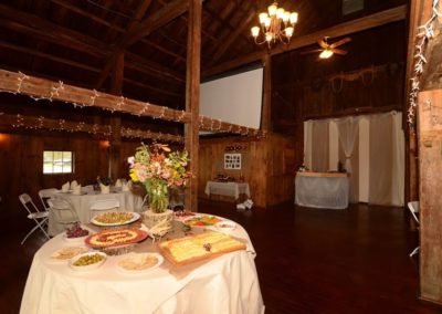 mid-coast-maine-barn-wedding